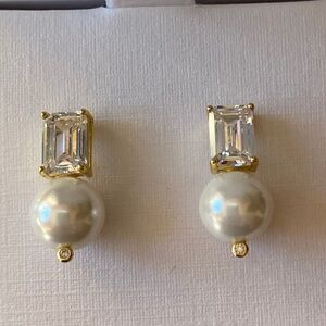 NIB Rachel Zoe pearl/cubic zirconia sterling silver pierced earrings